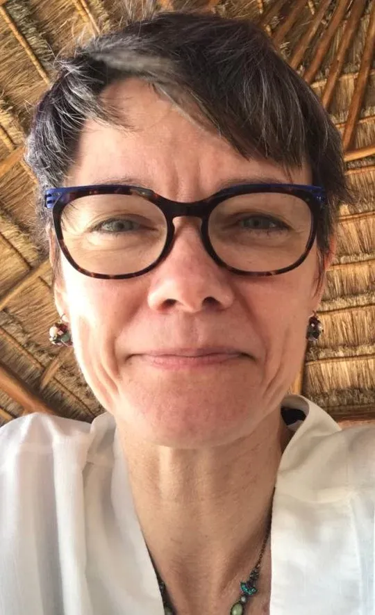 Dra. Gláucia Faria da Silva